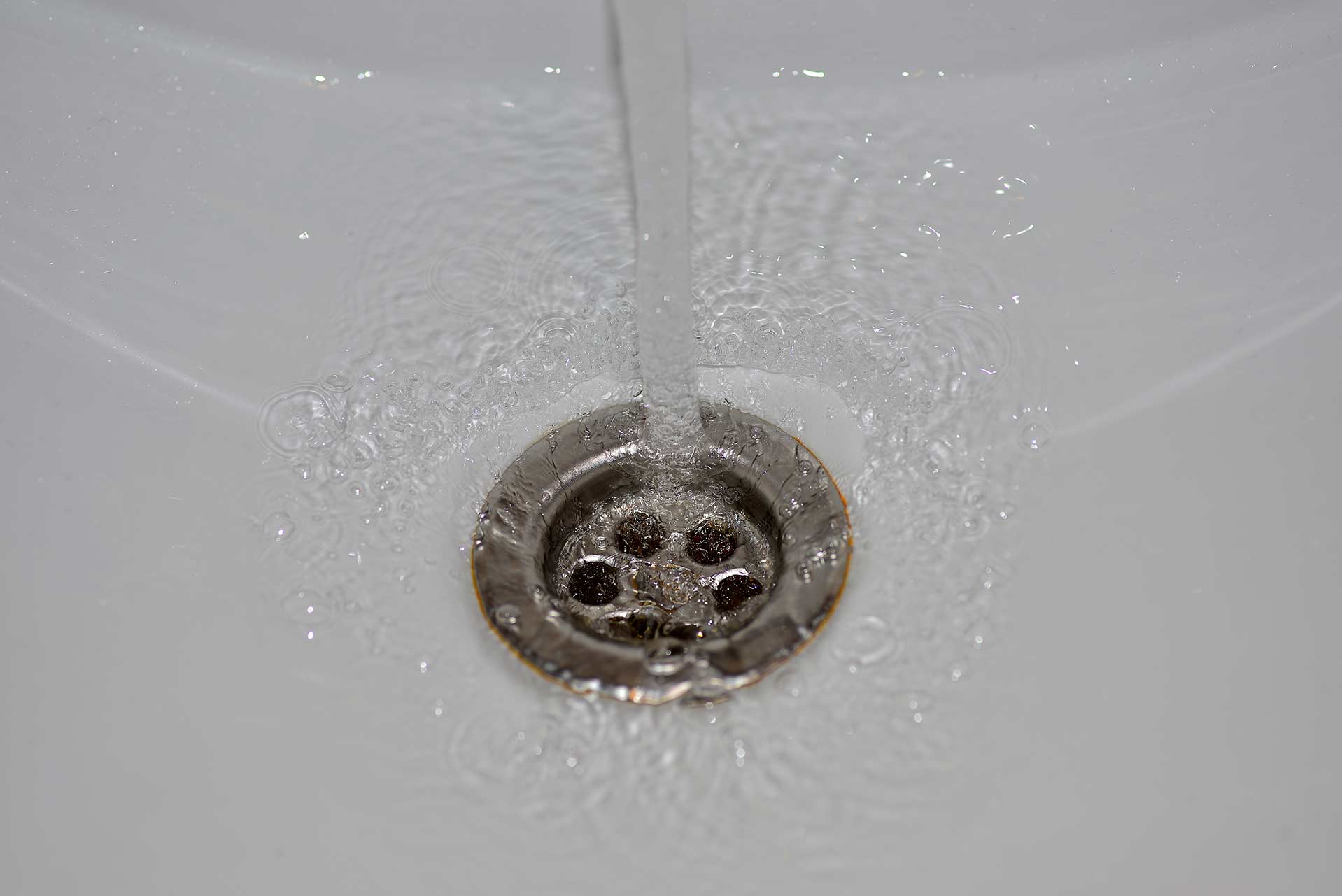 A2B Drains provides services to unblock blocked sinks and drains for properties in Purley.